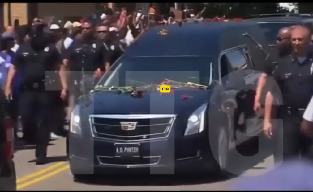 😭💔 The World Says Goodbye: A True Legend Has Fallen 🕊️