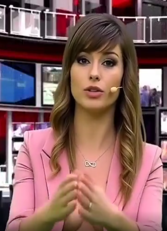 🔞🔞 D303 TV Channel Under Fire for Using Nearly Topless Newsreaders to Boost Ratings 😱📺